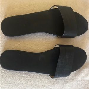 Nisolo ISLA black leather slide sandals